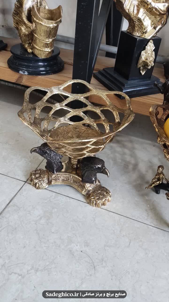 میوه خوری رومیزی برنزی مدل عقاب و سر پنجه